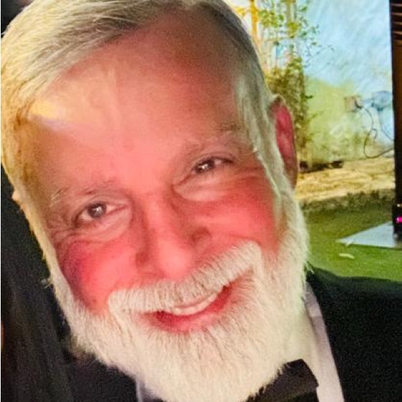 Meet your Posher, Ruben - Picture 2 of 2